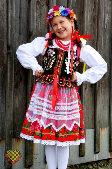 Strój ludowy dziecięcy_2023_09_03_2522 (1).jpg