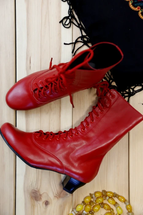 Buty czerwone 1.webp