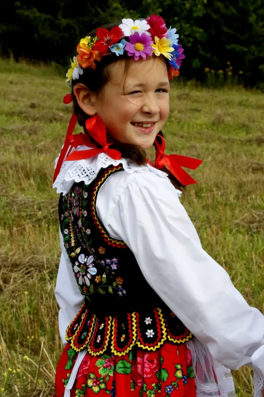 Strój ludowy dziecięcy_2023_09_03_2494.webp