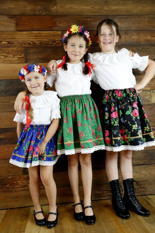 Strój ludowy dziecięcy_2023_09_01_2226.webp